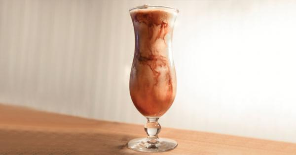 Most-Popular-Cocktail-Recipes-July-2016-mudslide-720x378-social.jpg