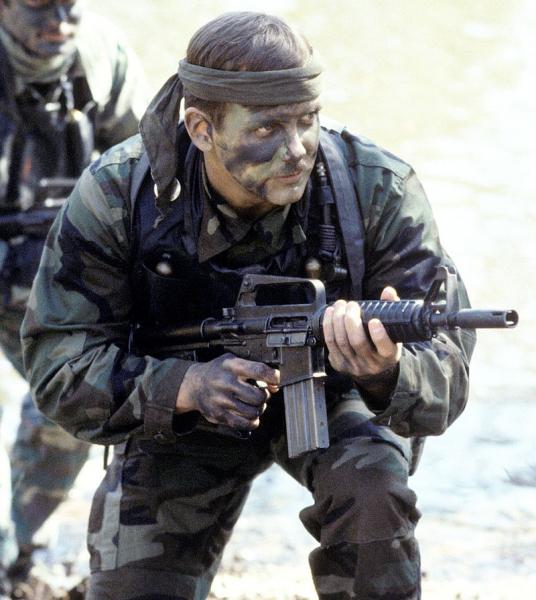 800px-SEAL_Colt_Commando_v2.thumb.jpg.018a16e335e32c6108ec6772f8934cca.jpg