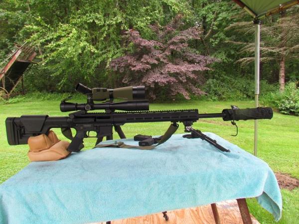 Bolt AR 10.jpg